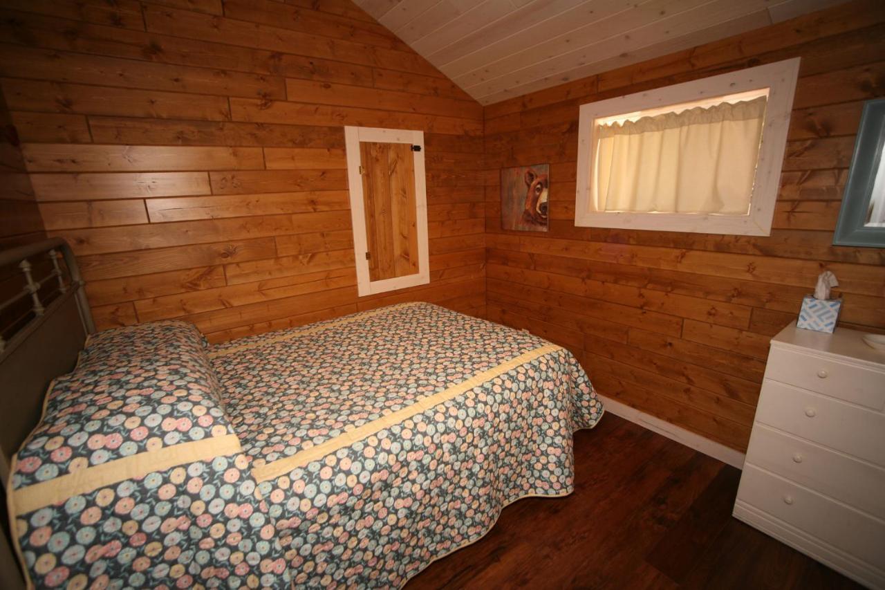 Deerwood Resort - Whippoorwill Cabin Land O'Lakes Exterior photo